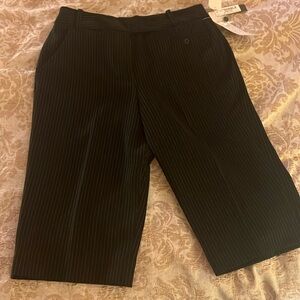 Dressy Larry Levine Stretch City Shorts Color: Black and White: Size 12